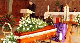 Tisuće vjernika na pokopu fra Ljube Čuture