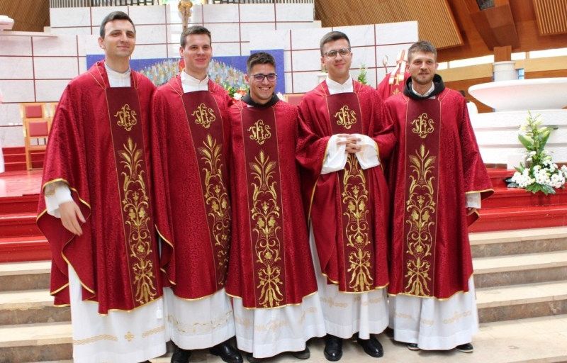 Naš župljanin fra Nikola Jurišić zaređen za svećenika