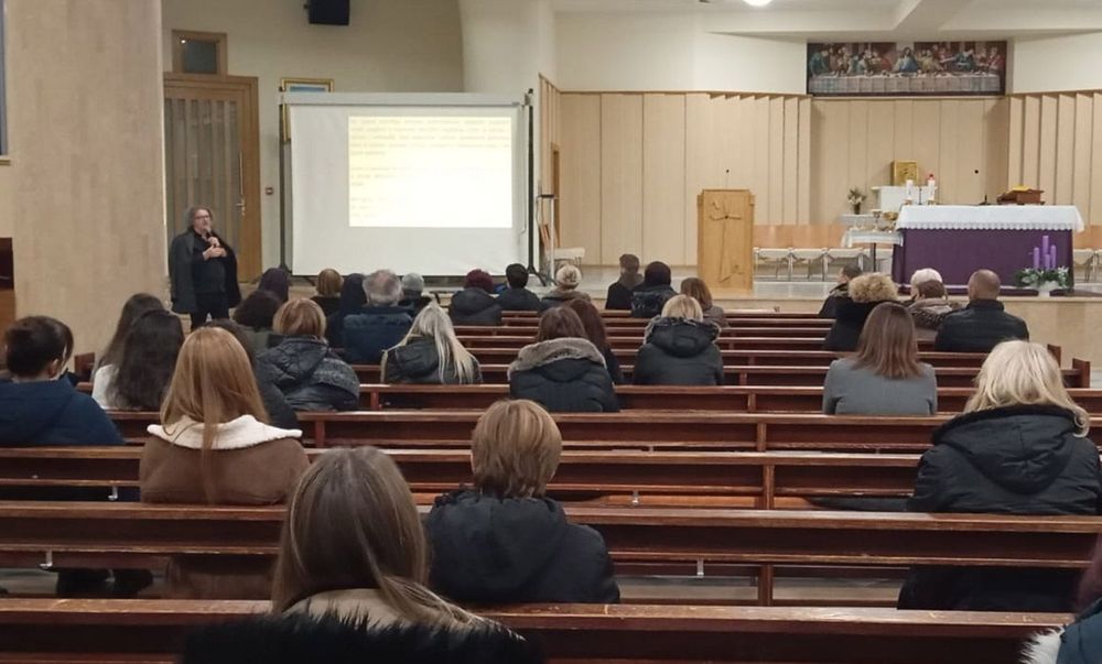 Don Mladen Šutalo: „Ispovijed – zagrljaj Boga i čovjeka“