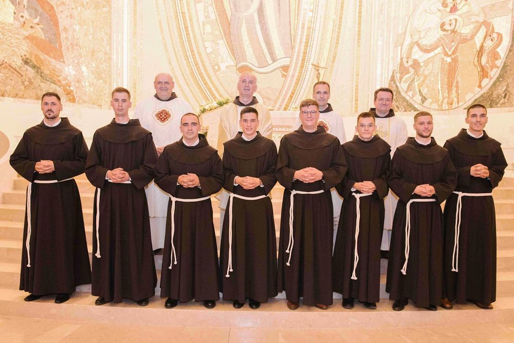 Fra Bože Tolo ušao u novicijat