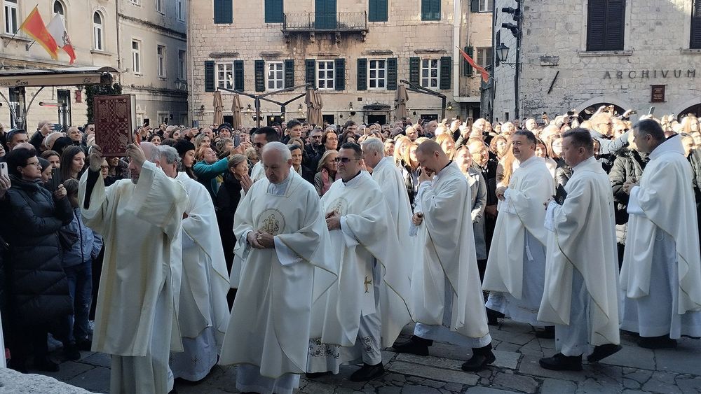 U svečanom zajedništvu Crkve naš fra Mladen Vukšić je zaređen za biskupa Kotorske biskupije