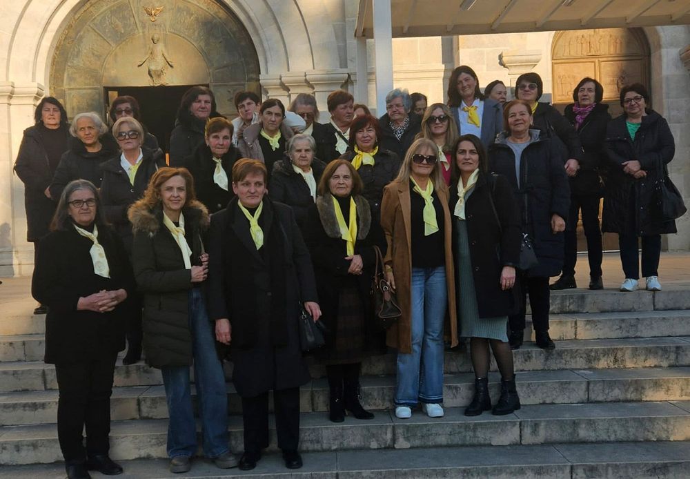 Članovi Trećeg franjevačkog reda i Frame iz Posušja na obljetnici pobijenih Hercegovačkih franjevaca