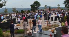 Misa na groblju Martića Križ i Tijelovska procesija